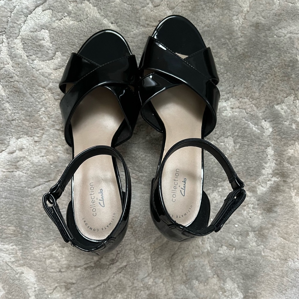 Collection by Clarks Black Patent Heel Size 6